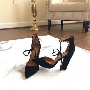 Beautiful vintage style chunky heels